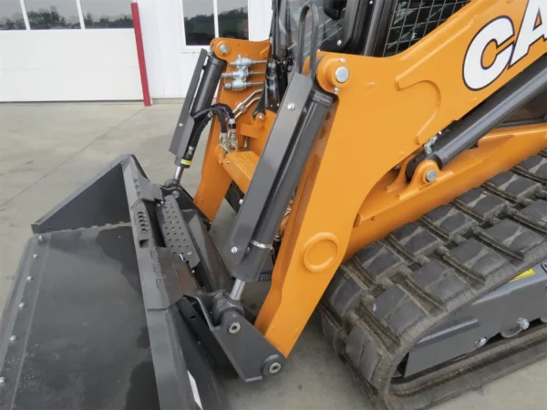 A48bb11de6d61462ba9d93eae5b87990f3 Case TV620B Skid Steer