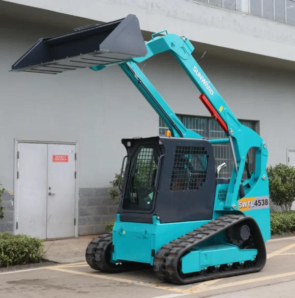 SUNWARD SWL4358 Wheeled Skid Steer Loader