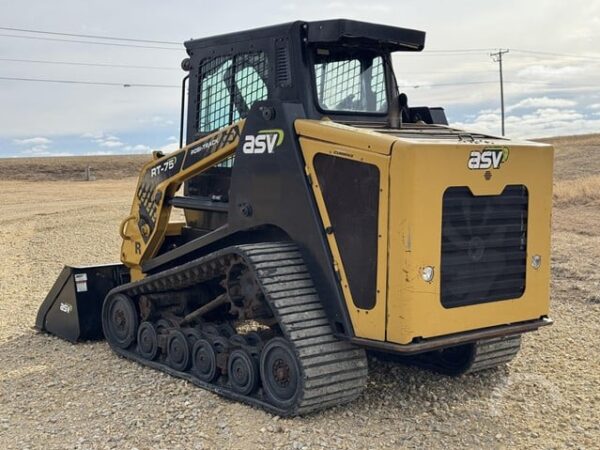 img-2 ASV POSI-TRACK RT75
